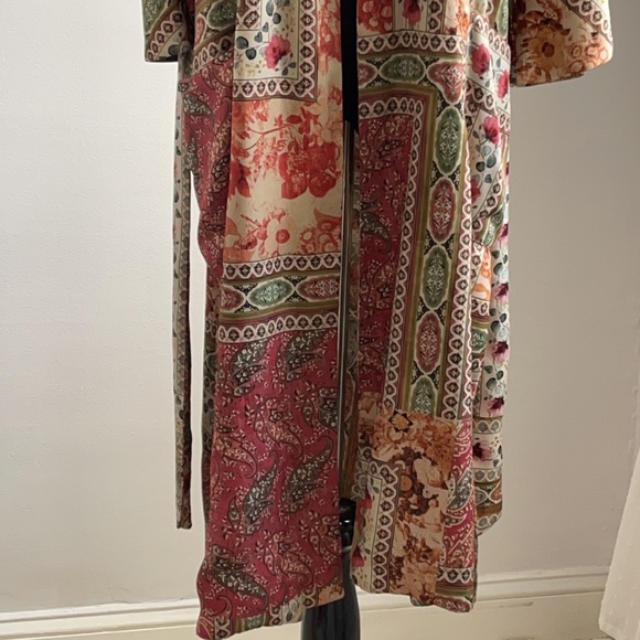 ZARA REVERSIBLE PRINTED KIMONO - Picture 9 of 16